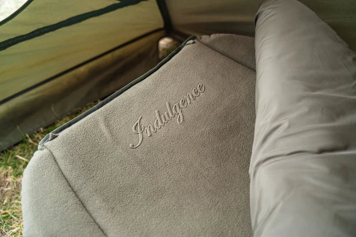 Bed Chair Nash Indulgence 4 Júnior Sleep System Camuflagem