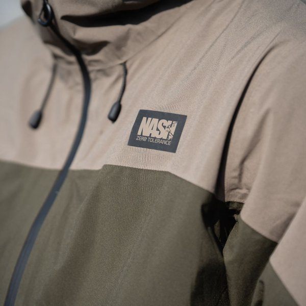 Chaqueta Impermeable Nash ZT Lite Dry Pack - Tienda Carpfishing