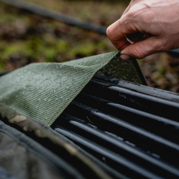 Funda Nash Subterfuge Bushwhacker & Prodding Stick Bag - Tienda Carpfishing