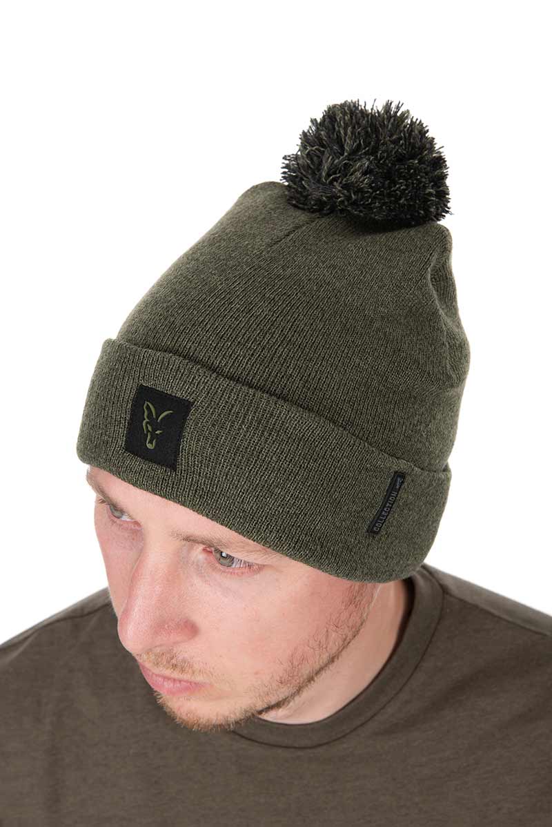Gorro Fox Collection Verde y Negro con bola - Tienda Carpfishing
