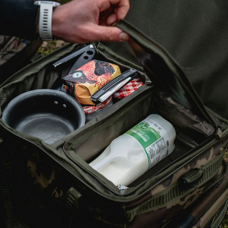 Macuto térmico Nash Subterfuge para comida 20L - Tienda Carpfishing