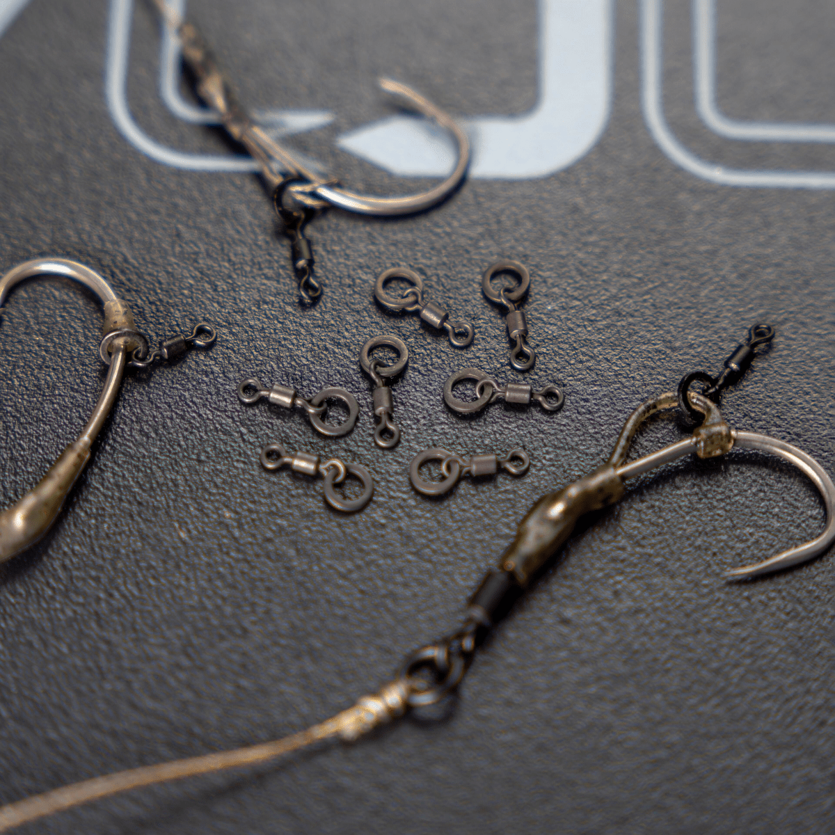 Quitavueltas con anilla Avid Carp Outline Micro Hookbait - Tienda Carpfishing