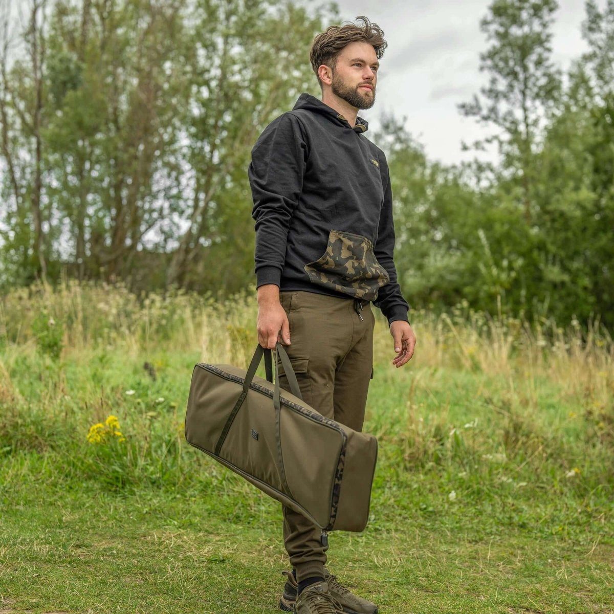 Trípode Avid Carp Extremity 3 cañas - Tienda Carpfishing