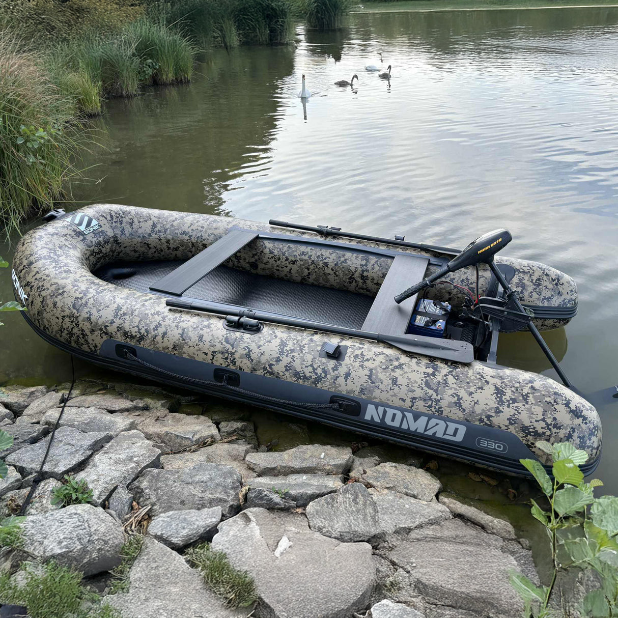 Barco Sonik Nomad 330