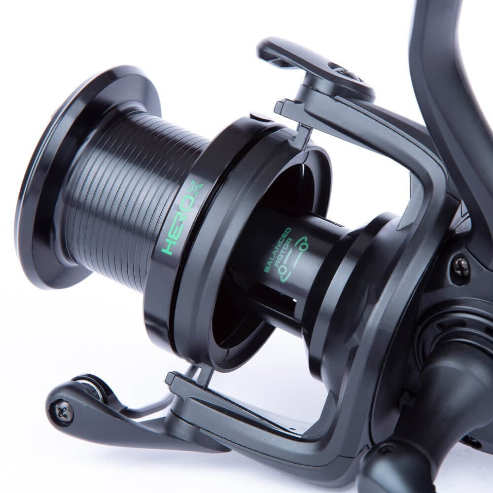 Carrete Sonik Herox 8000 - Tienda Carpfishing