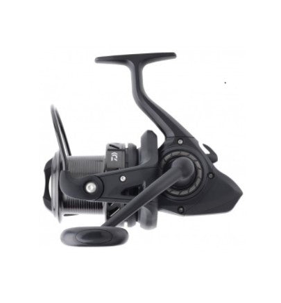 Carreto Daiwa Viúva Negra 25 5000 A