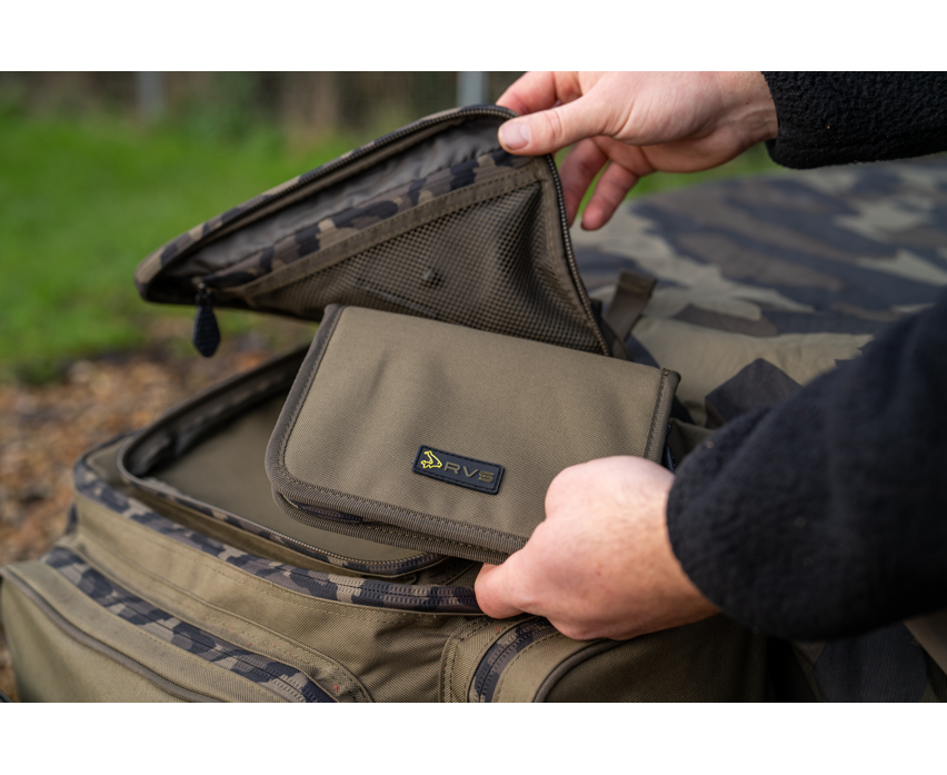 Cartera para licencia Avid Carp RVS - Tienda Carpfishing