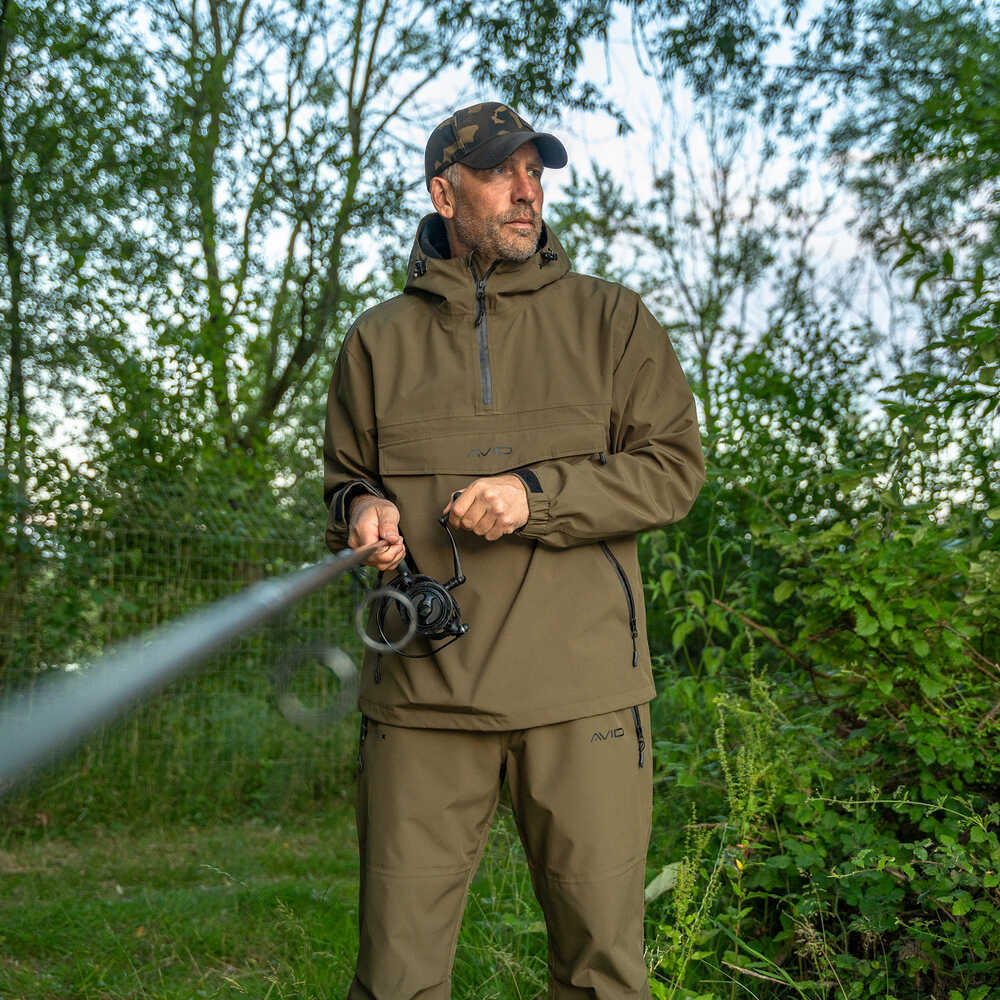 Chaqueta Avid Carp Hydro-Force 20k - Tienda Carpfishing