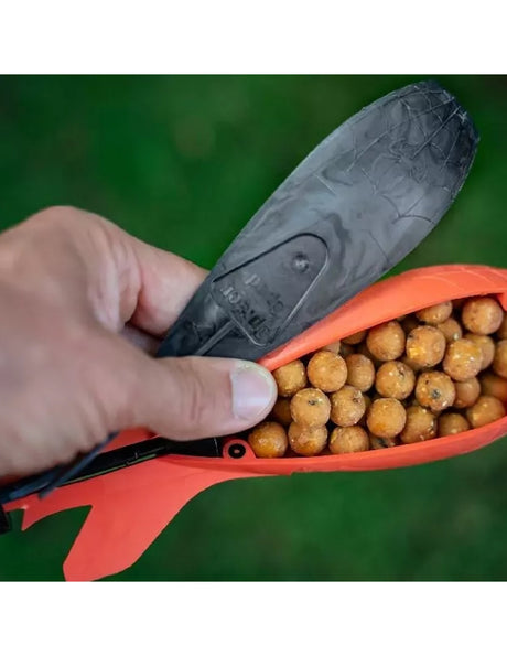 Cohete cebador Wolf Negro grande - Tienda Carpfishing