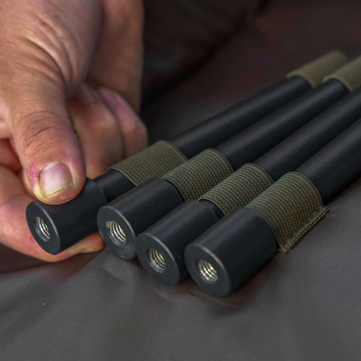 Trípode Avid Carp Revolve 2-3 cañas - Tienda Carpfishing