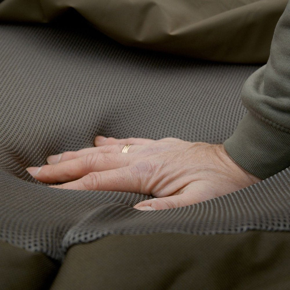 Bed Chair con saco de dormir Solar SP C - Tech Memory Foam Sleep Systems MKII - Tienda Carpfishing