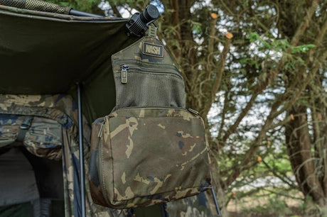 Bolsa de higiene Nash Subterfuge - Tienda Carpfishing