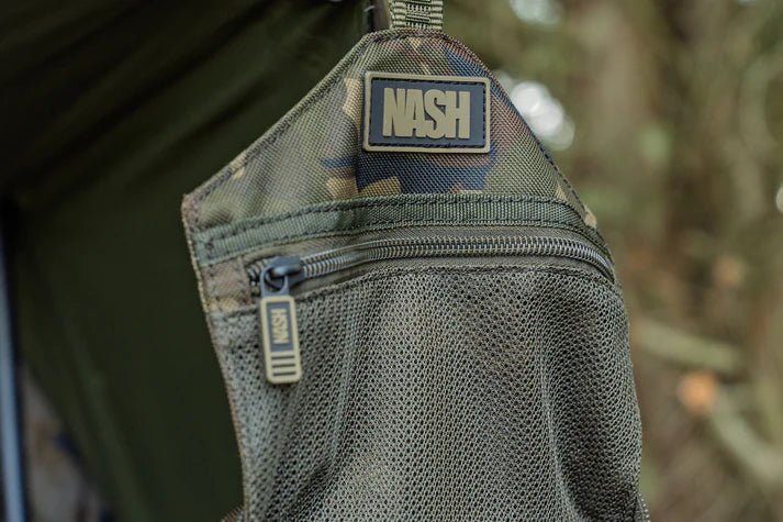 Bolsa de higiene Nash Subterfuge - Tienda Carpfishing
