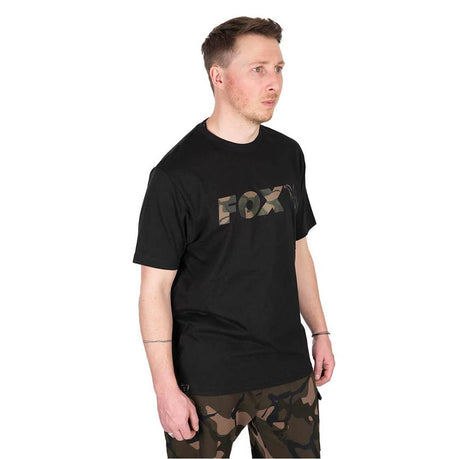 Camiseta Fox Logo T Negro/Camo - Tienda Carpfishing