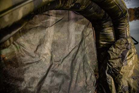 Cuna Inflable Solar Undercover Camo - Tienda Carpfishing