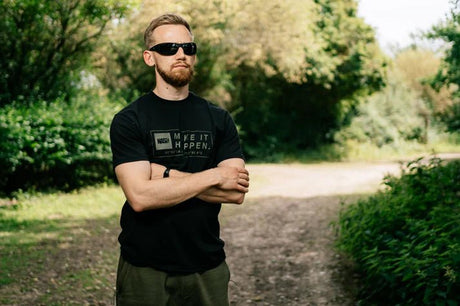 Gafas de sol polarizadas Nash Make It Happen Flexi Wrap Gris Ahumado - Tienda Carpfishing