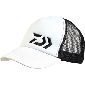 Gorra Daiwa Matelasse Blanca/Negra - Tienda Carpfishing