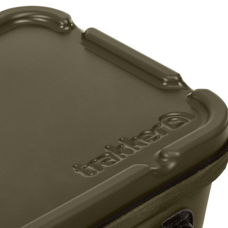 Macuto Trakker Downpour T1 L Verde 40 litros - Tienda Carpfishing