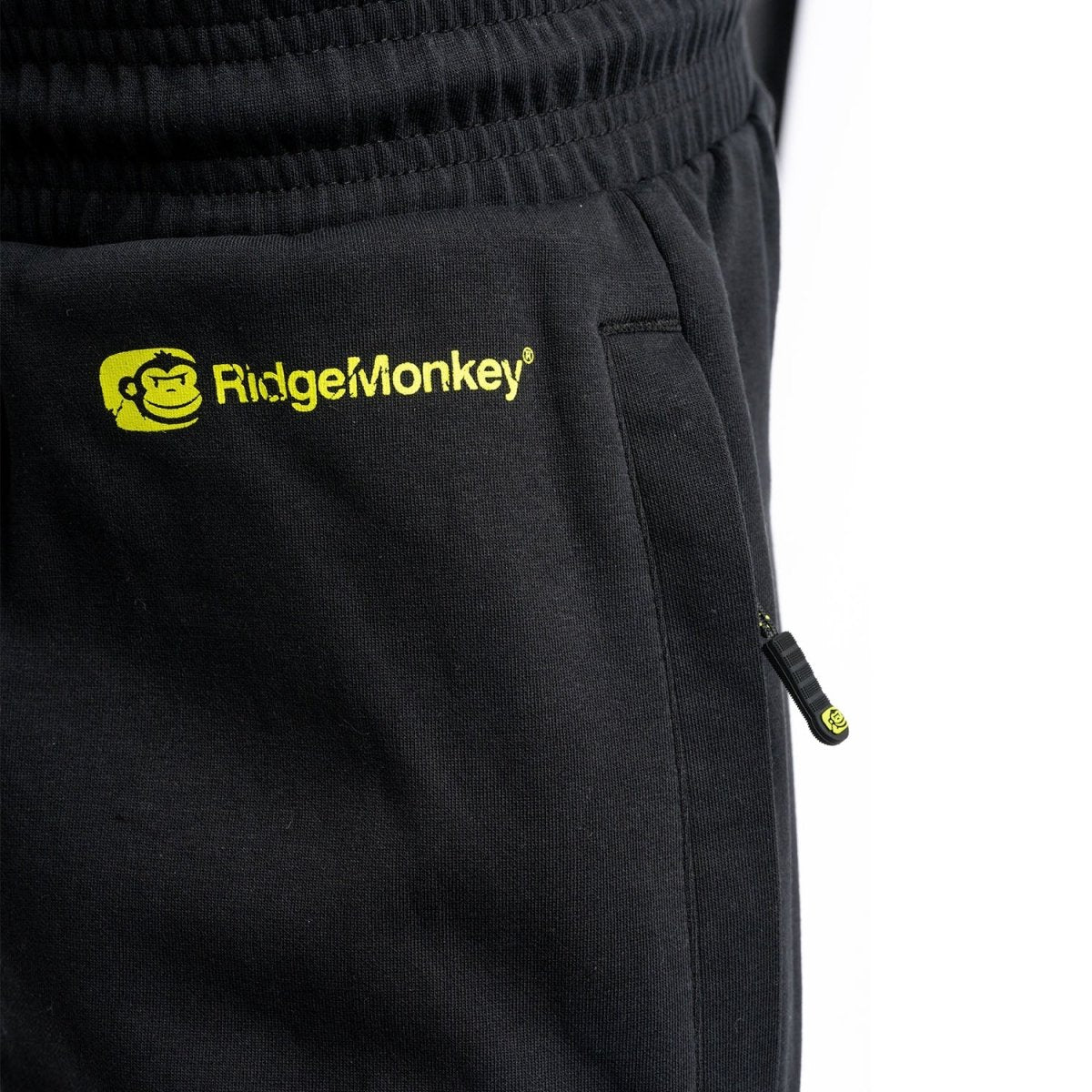 Pantalón Corto Jogger Ridge Monkey APEarel Lightweight Classic - Tienda Carpfishing