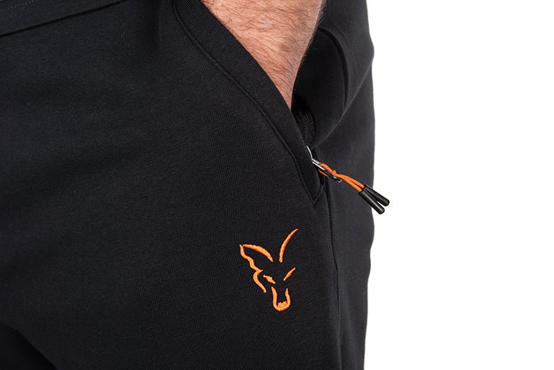 Pantalón Fox Classic Joggers Negro y Naranja - Tienda Carpfishing
