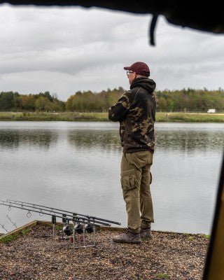 Pantalón Korda Kore Kombats Military - Tienda Carpfishing