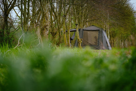 Refugio Nash Bank Life Blockhouse - Tienda Carpfishing