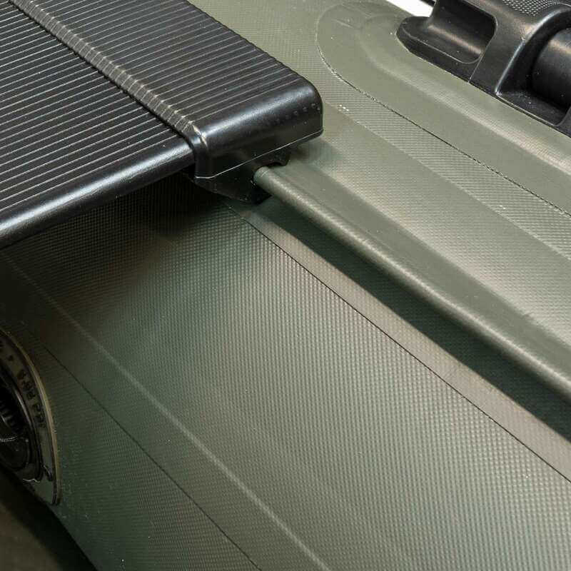 Barca Raptor 180 X - Wide Verde con suelo enrollable - Tienda Carpfishing