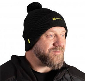 Gorro Ridge Monkey Apearel Negro con bola - Tienda Carpfishing