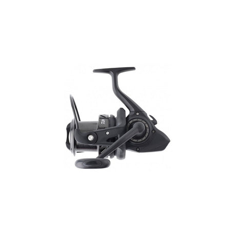 Oferta 2 Carretes Daiwa Black Widow 25 5000 A - Tienda Carpfishing