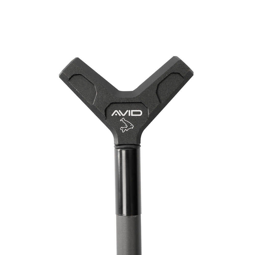 Sacadera Avid Carp Revolve 42″ 1 Tramo - Tienda Carpfishing